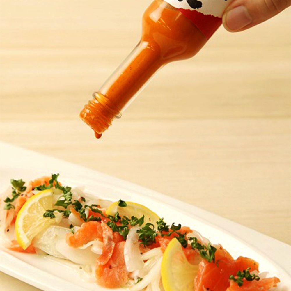 Sesame hot sauce with tabasco peppers