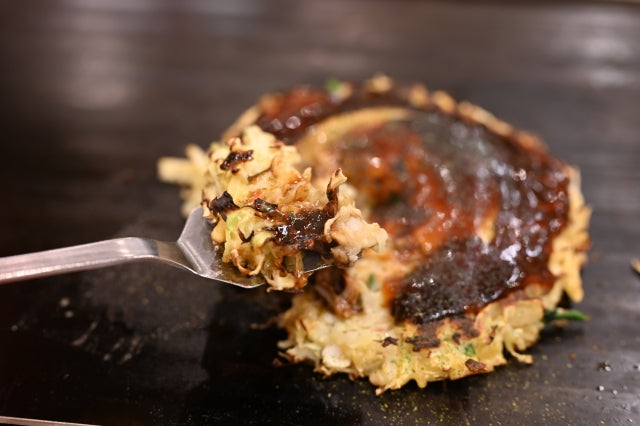 Sesame hot sauce with tabasco peppers