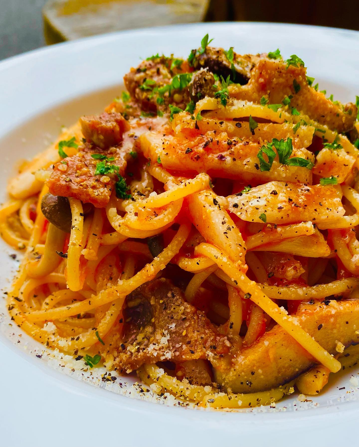 Sesame hot sauce with tabasco peppers