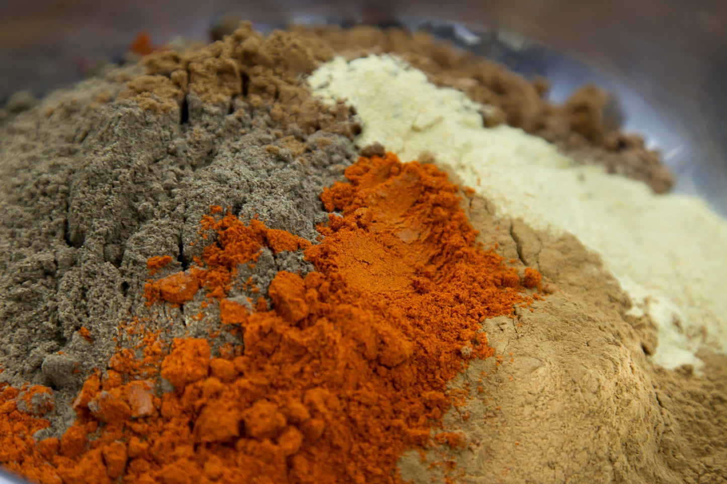 Spicy sesame seed oil powder