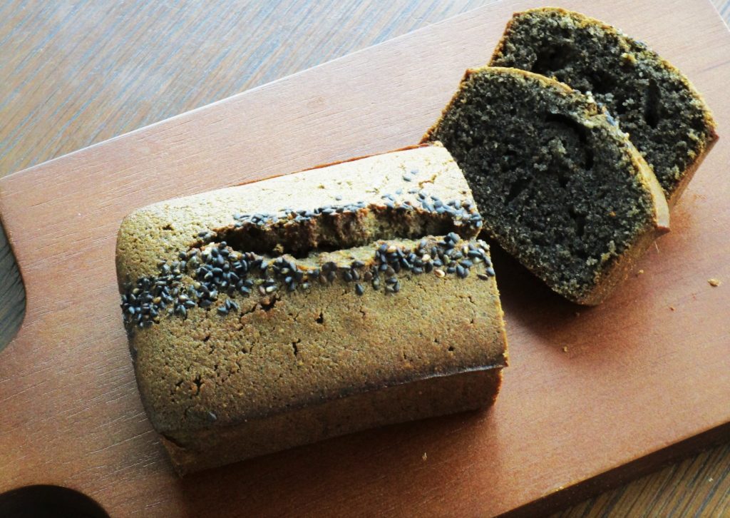 Black ground sesame「石臼挽き黒ごますりずり」