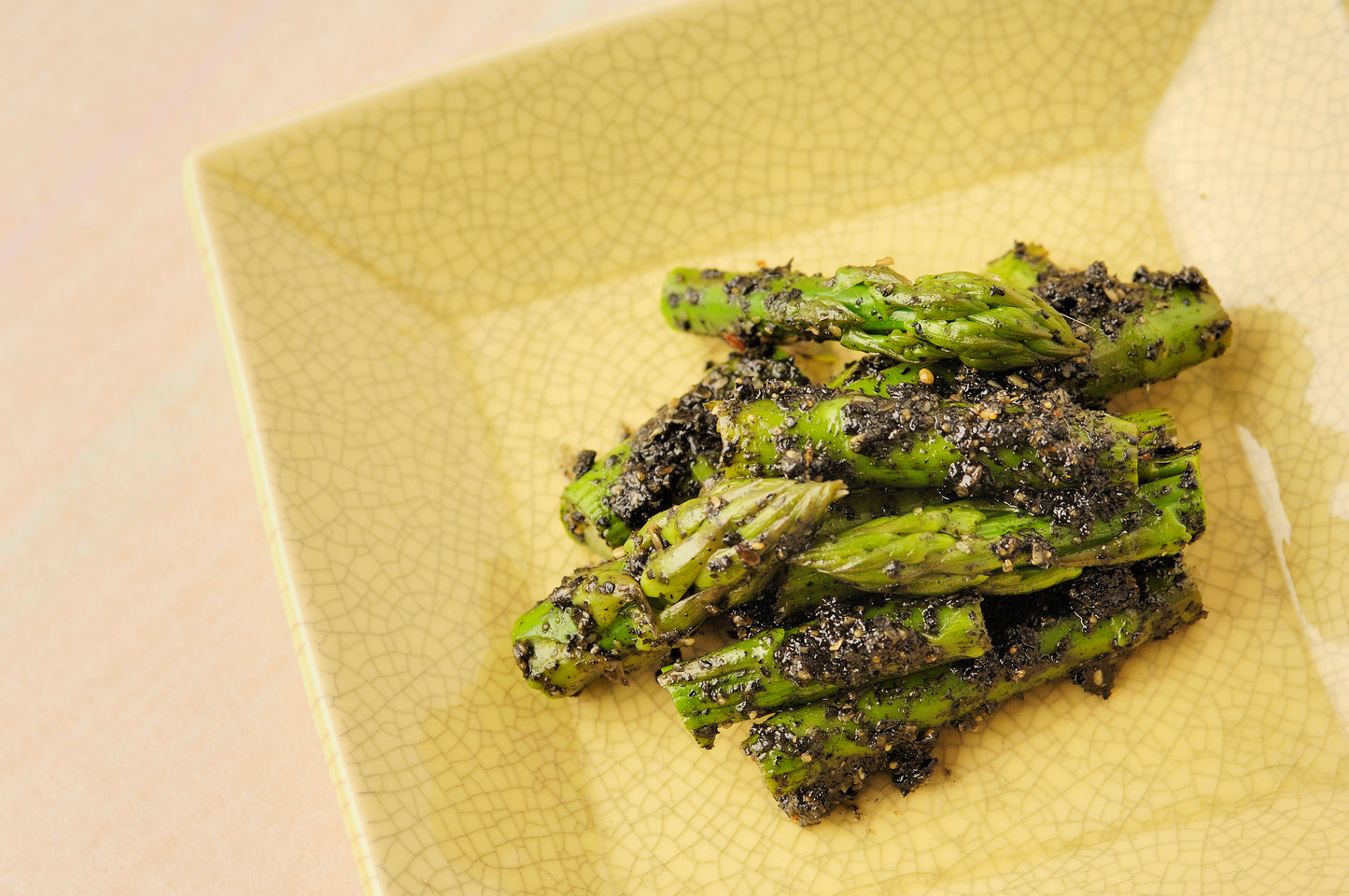 Black ground sesame「石臼挽き黒ごますりずり」